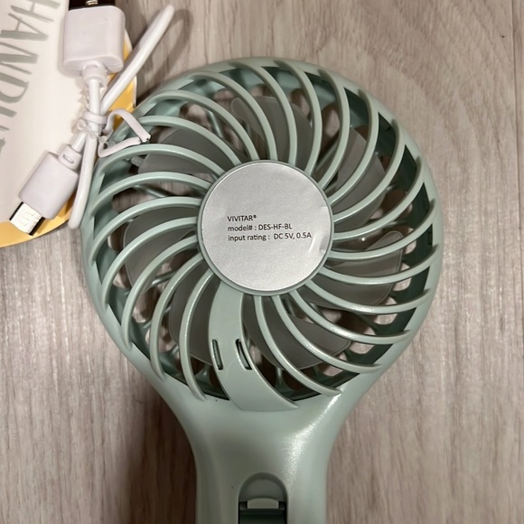 TARGET rechargeable handheld fan - Picture 2 of 3